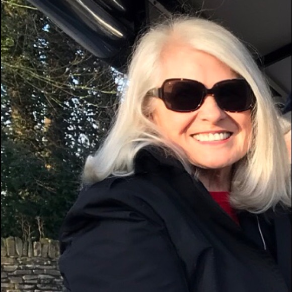 Meet your Posher, Maxine - Picture 14 of 15